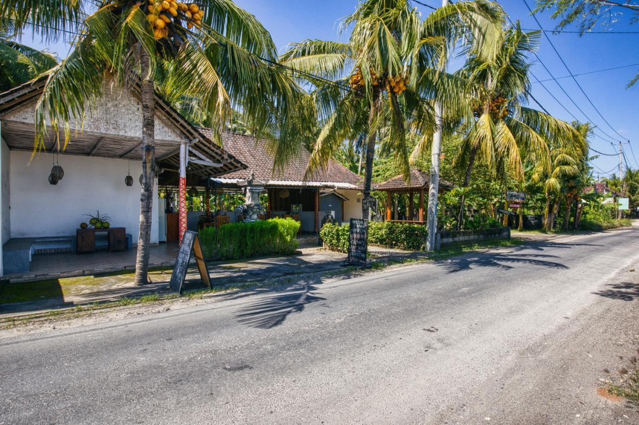 Coconut Hill Cottage Batununggul Exterior foto